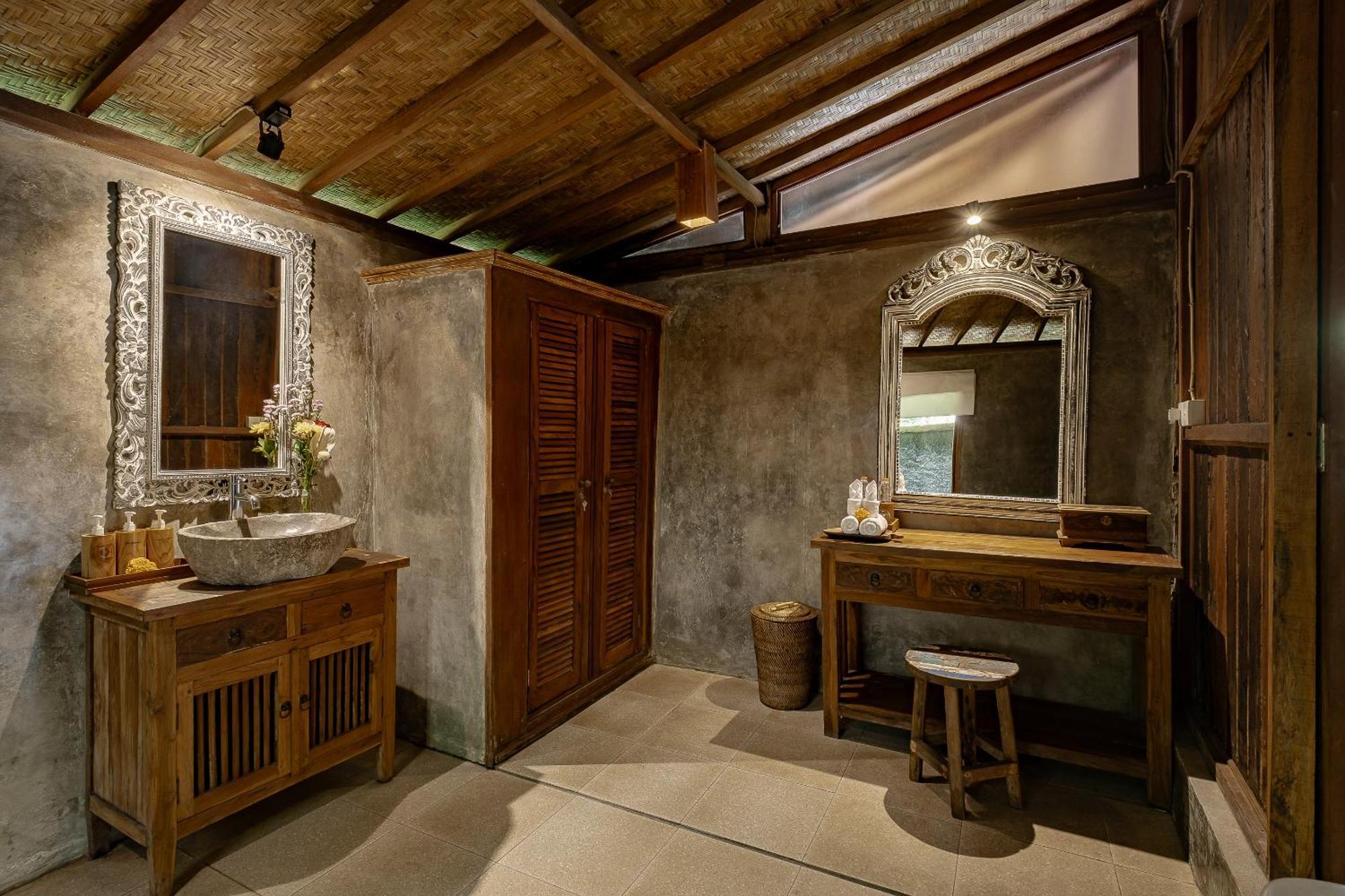 Moringa Ubud Villa Exterior photo